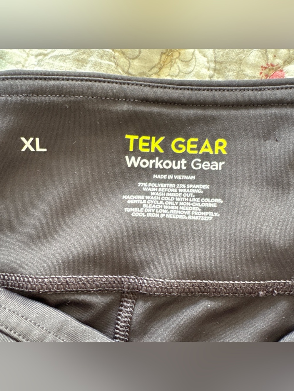 tek gear Black Workout Leggings with Yellow Logo - Picture 3 of 6